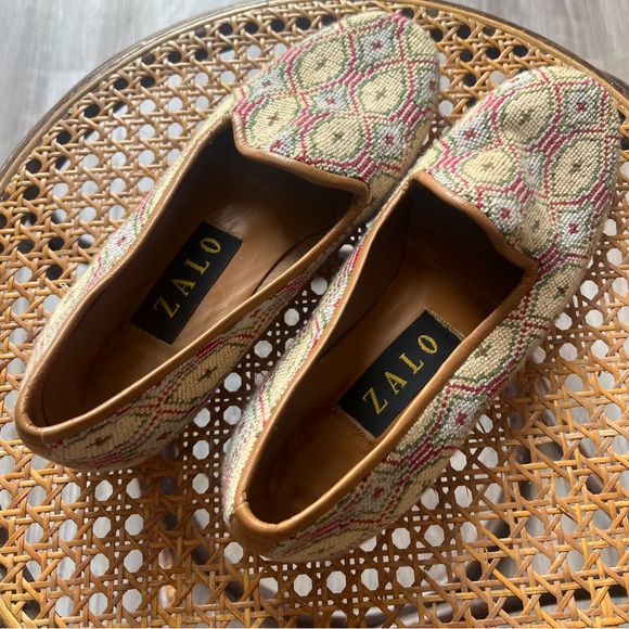 Vintage Zalo Needlepoint Geometrical Pattern Loafers Flats Size 6 Made In Spain - Picture 5 of 9